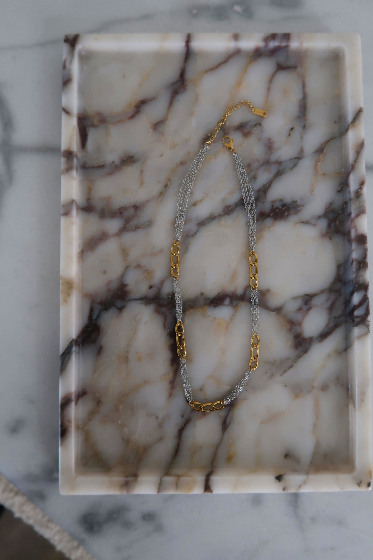 TWO TONED GRACE NECKLACE