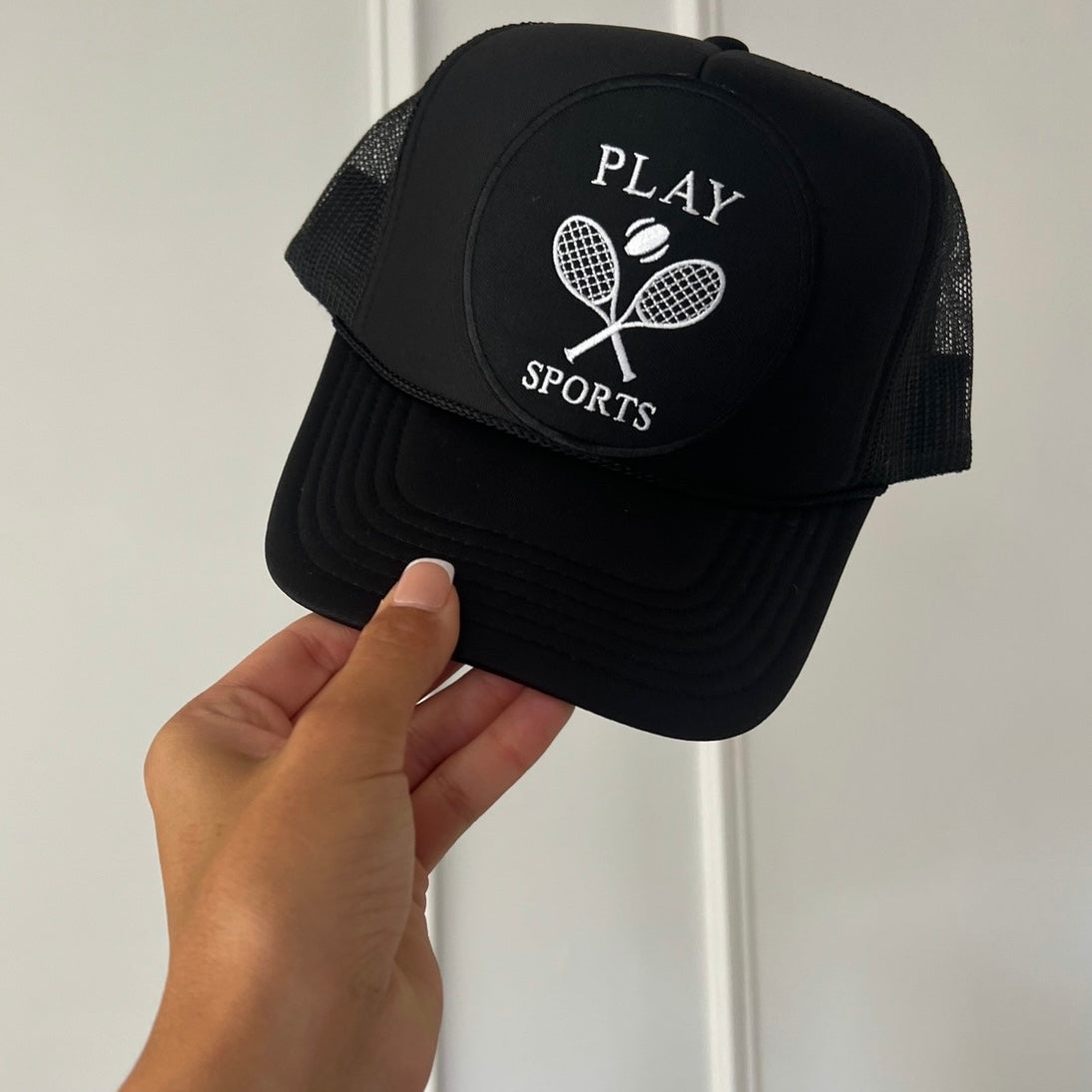 PLAY SPORTS HAT