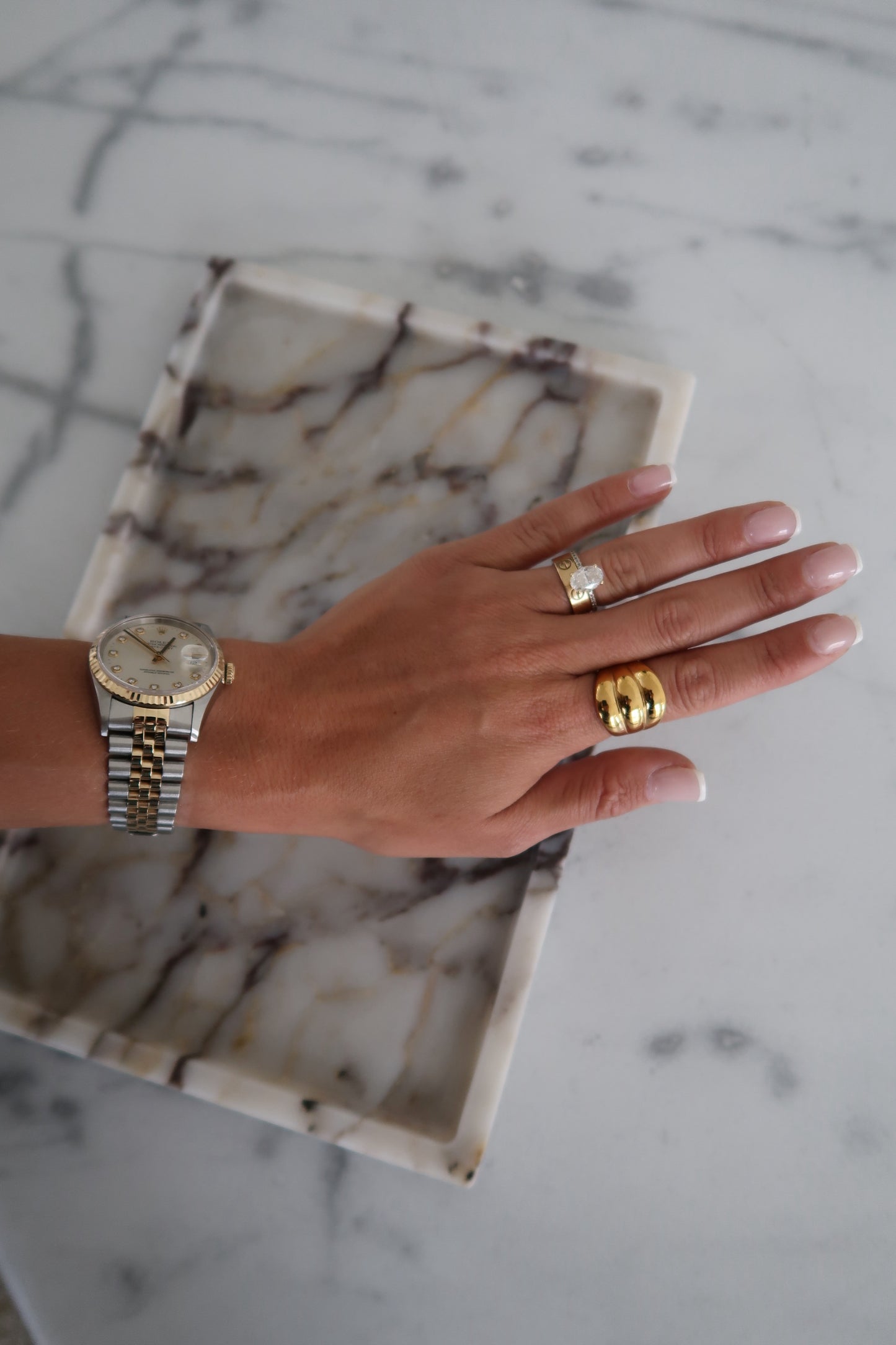 LARGE GOLD SHELL RING