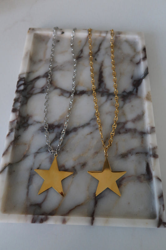 XL STAR NECKLACE