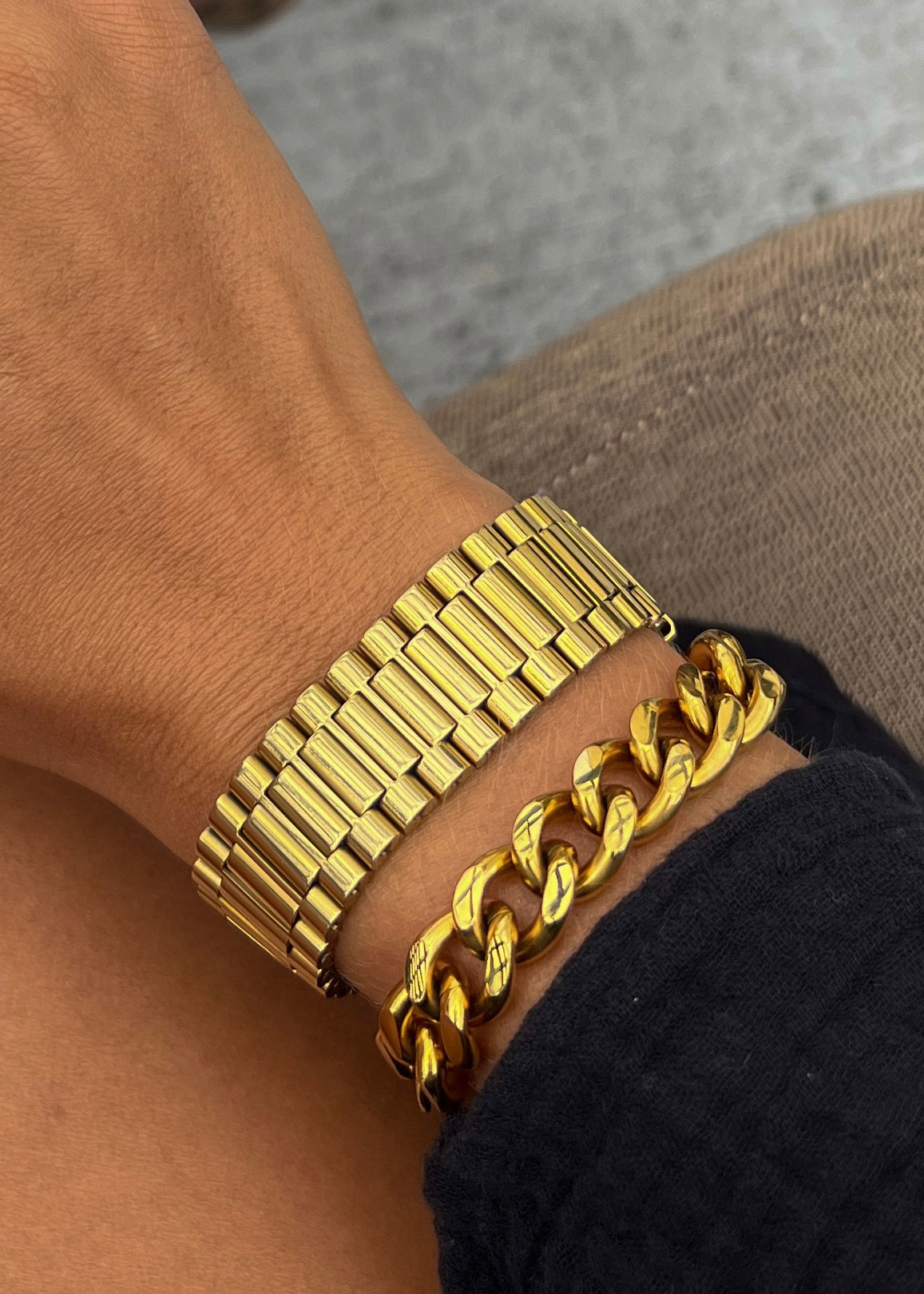 THICK GOLD WATCH BAND